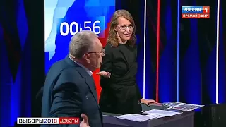Собчак плеснула в Жириновского водой во время дебатов