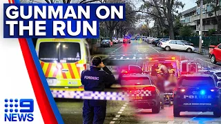 Manhunt underway after victim fatally ‘shot in the back’ in Melbourne | 9 News Australia