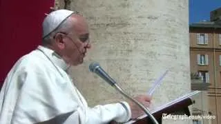 Pope's Easter message: Francis calls for an end to war and wastefulness