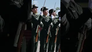 Chinese female soldiers