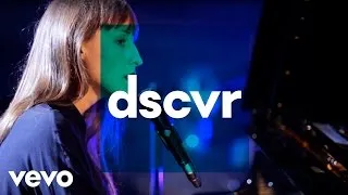 Juliette Armanet - L'Amour En Solitaire - Vevo dscvr France (Live)