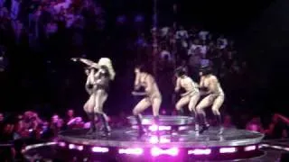 Madonna Vogue 11/11-Denver  Live (Sticky & Sweet Tour)