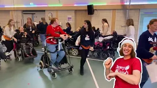 Makaton - CHRISTMAS CONGA - Singing Hands