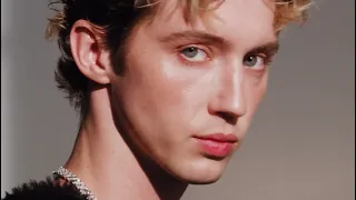 Troye Sivan Behind The Scenes of Rolling Stone magazine