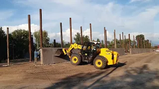 Будівництво великого Ангару 120/30. Дуже цікавий і непростий обʼєкт.