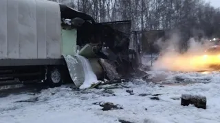 Первый снег, гололёд, аварии и  пробки...