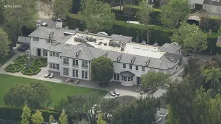 FBI raids Sean Combs homes