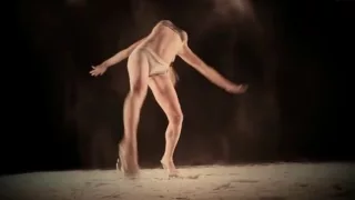 Beautiful sand beach dance from Yeva Shiyanova