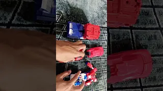 One Minutes ASRM Robot Transformers Red