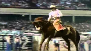 George Strait - Amarillo By Morning LIVE RODEO