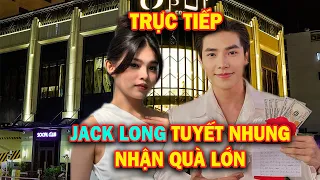 Quá vui! Phòng trà tạo bất ngờ cho cặp đôi Jack Long Tuyết Nhung tối nay! Tuyết Nhung đã vui trở lại