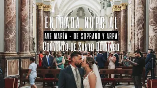 Entrada nupcial completa a la ceremonia religiosa