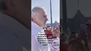 A Santiago Creel se le perdió la bandera del Zócalo... le reclama a AMLO: "también somos pueblo".