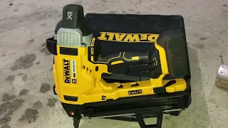 #DEWALT 開箱DCN890水泥釘槍