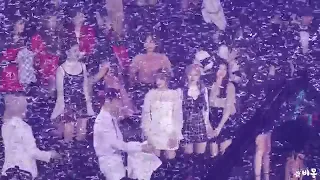 181106 BTS  TWICE  WANNAONE ENDING