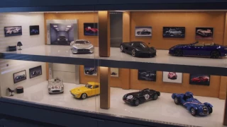 A diecast collectors dream showcase.