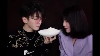 Pop it in 2 tiktok viral (Chinese guy and girl)