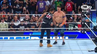 LA Knight defiende a John Cena de Jimmy Uso & Solo Sikoa - WWE Smackdown 29/09/2023 (En Español)