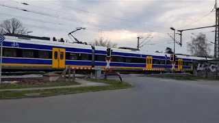 Bahnübergang Bookholzberg, Übern Berg // Railroad Crossing // Spoorwegovergang