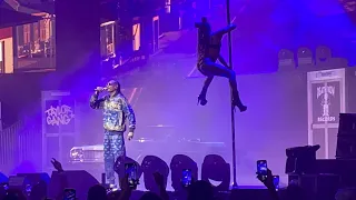 Snoop Dogg - The Next Episode (Dre cover) set intro - 8/8/23 PNC Charlotte (gold circle)