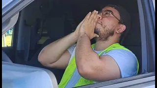 Millionaire gives a new truck to a bricklayer for his big heart 😭 his reaction made everyone cry!