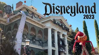 Haunted Mansion Holiday 2023 - Disneyland Full Ride 4K POV