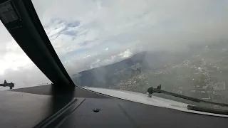 FLYING LOW OVER MOUNTAINS AND STEEP landing into Naples Italy - B737 cockpit view (4K)