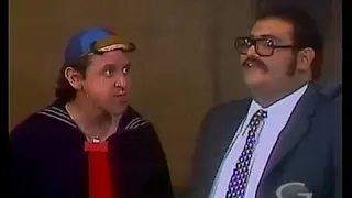 EL CHAVO DEL 8  Jugando al Futbol 1975  1 de 2