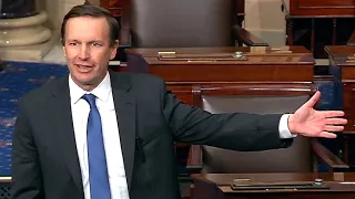 'This only happens in this country' | Sen. Chris Murphy on Texas school shooting