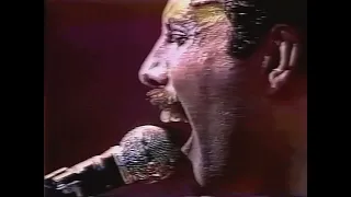 We Are The Champions - Queen Live In Caracas 27th September 1981 (Restored)