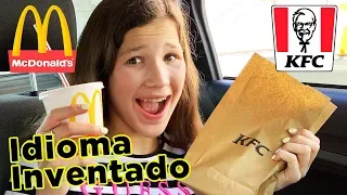 PIDIENDO COMIDA en un IDIOMA INVENTADO | ¿Me descubren? Paso Verguenza | Daniela Golubeva