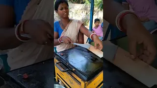 Hardworking Ladies Selling Dosa In Just 10rs #indianstreetfood #rourkela  #shorts #youtubeshorts