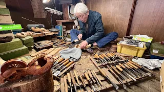 The process of making a Sumitsubo. Japan's last Sumitsubo carving master.