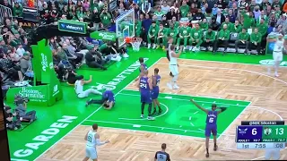 Jayson Tatum somehow gets this circus shot to go in🥶