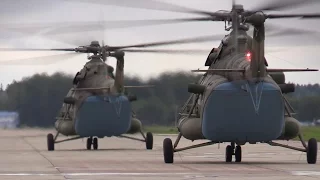 Вертолеты Ми-8МТВ-5 в Кубинке - (руление, взлет парой)