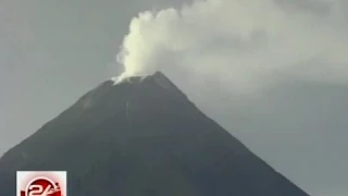 24Oras: Bulkang Mayon, ibinaba na sa Alert Level 2 ng Phivolcs