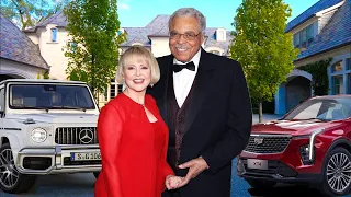 James Earl Jones' WIFE, Son, HOUSE TOUR, Cars, Net Worth 2024, and More