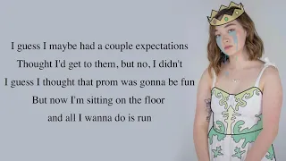 Mxmtoon - Prom Dress [Full HD] lyrics