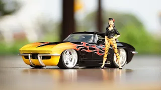 1963 chevy corvette sting ray coupe, limited edition Diecast jada 1/24 scale , miniature