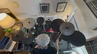 300 bpm double bass drum (single strokes)