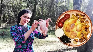 Cooking the most famous Iranian chicken barbecue and saffron rice in the village forest. جوجه کباب