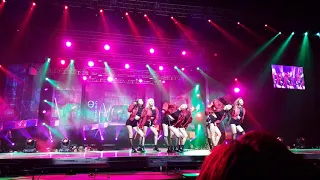 181028 (MBC Show Champion in Manila) WekiMeki - Crush