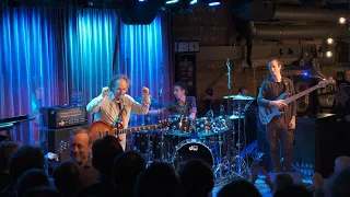 Lee Ritenour, Captain Fingers, live at jazz club Fasching in Stockholm Oct. 2022.