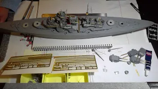 Bismarck plastic model building - Trumpeter 1:350 scale