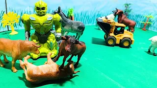 Small Farm Diorama With Animals And Horse Riders | Cow Pig Sheep | PYAAR TOY 41