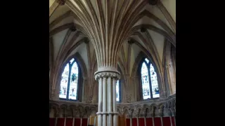 Lo He Comes With Clouds Descending  :  Lichfield Cathedral Choir