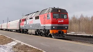 Тепловоз ТЭП70У-026 с поездом №108Ж Волгоград - Нижневартовск прибывает на станцию Нижневартовск-1