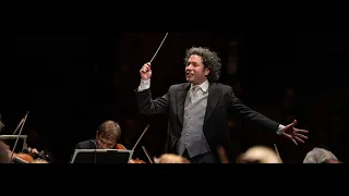 Gustavo Dudamel, Evgeny Kissin (Piano) und die  Wiener Philharmoniker bei den Salzburger Festspielen