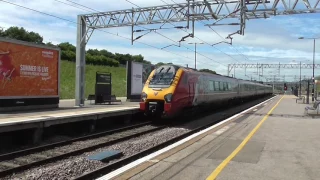 Virgin Trains Super Voyager no: 221118 @ Milton Keynes Central {1D89} 10/06/2017.