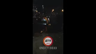 Видео джокера с места: Серьёзное #ДТП с пострадавшими в Киеве на перекрёстке улицы #Братиславская и